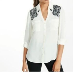 EXPRESS Embroidered Blouse Button Down Shirt Long Sleeve Career Top‎ M designer